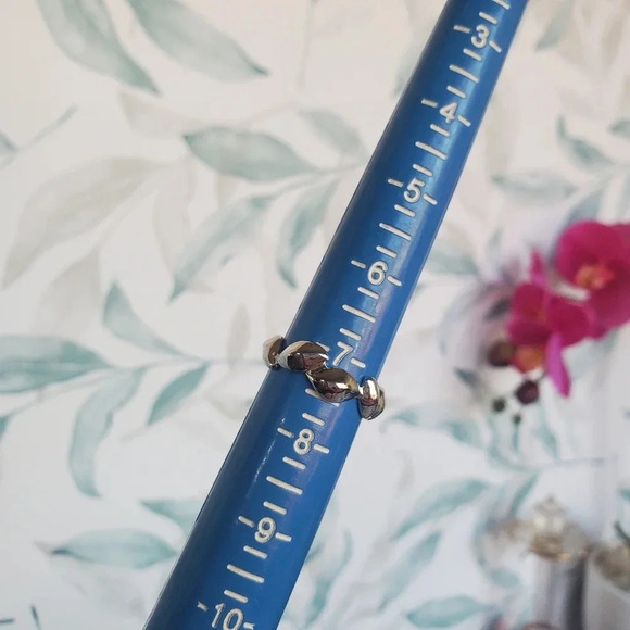 SVNX | 3-Pack Rings w/ Heart Details & Horseshoe in Silver sz 7 - Picture 3 of 9